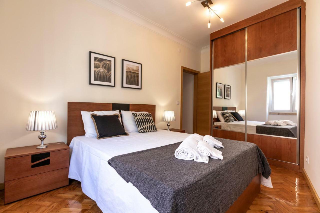 Like-Home-T3 Apt-Campolide, Near Amoreiras Mall Lissabon Buitenkant foto