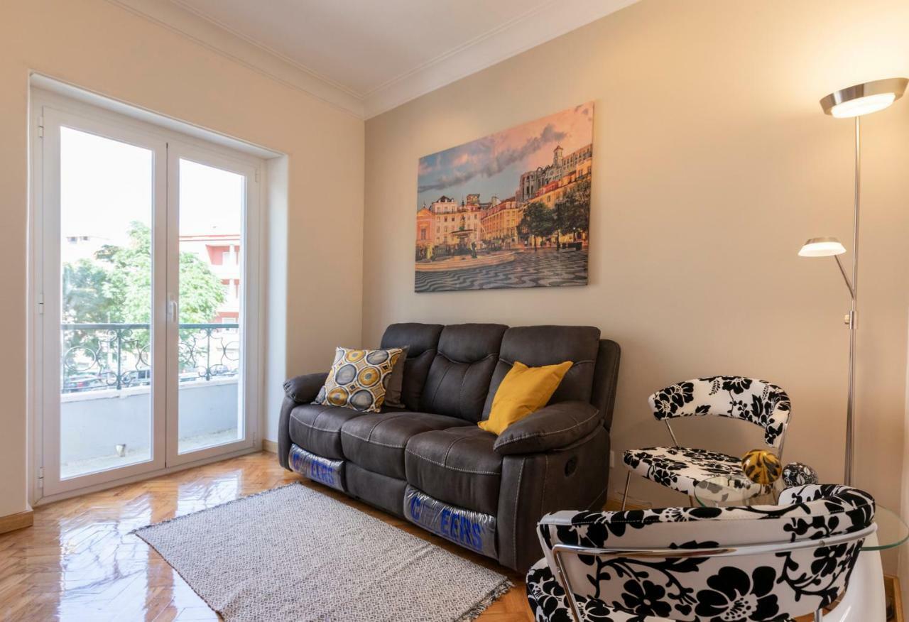 Like-Home-T3 Apt-Campolide, Near Amoreiras Mall Lissabon Buitenkant foto