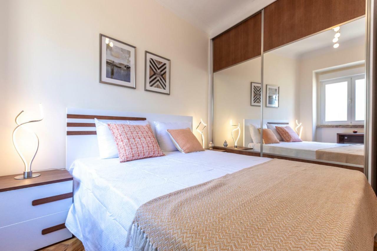 Like-Home-T3 Apt-Campolide, Near Amoreiras Mall Lissabon Buitenkant foto